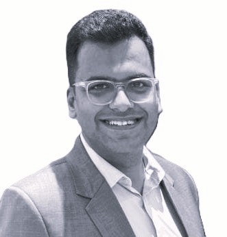 Adv.(CS) Ravi Vaswani